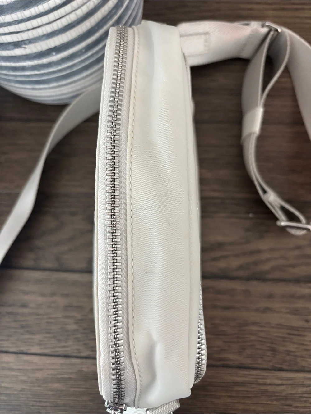 lululemon athletica Bone/Silver Everywhere Crossbody Bag - Metal Hardware - Picture 2 of 6